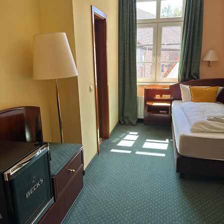 Hotel Am Schloss - Frankfurt An Der Oder Εξωτερικό φωτογραφία