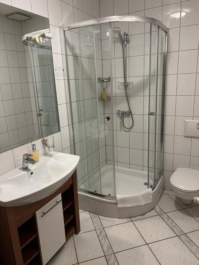 Hotel Am Schloss - Frankfurt An Der Oder Εξωτερικό φωτογραφία