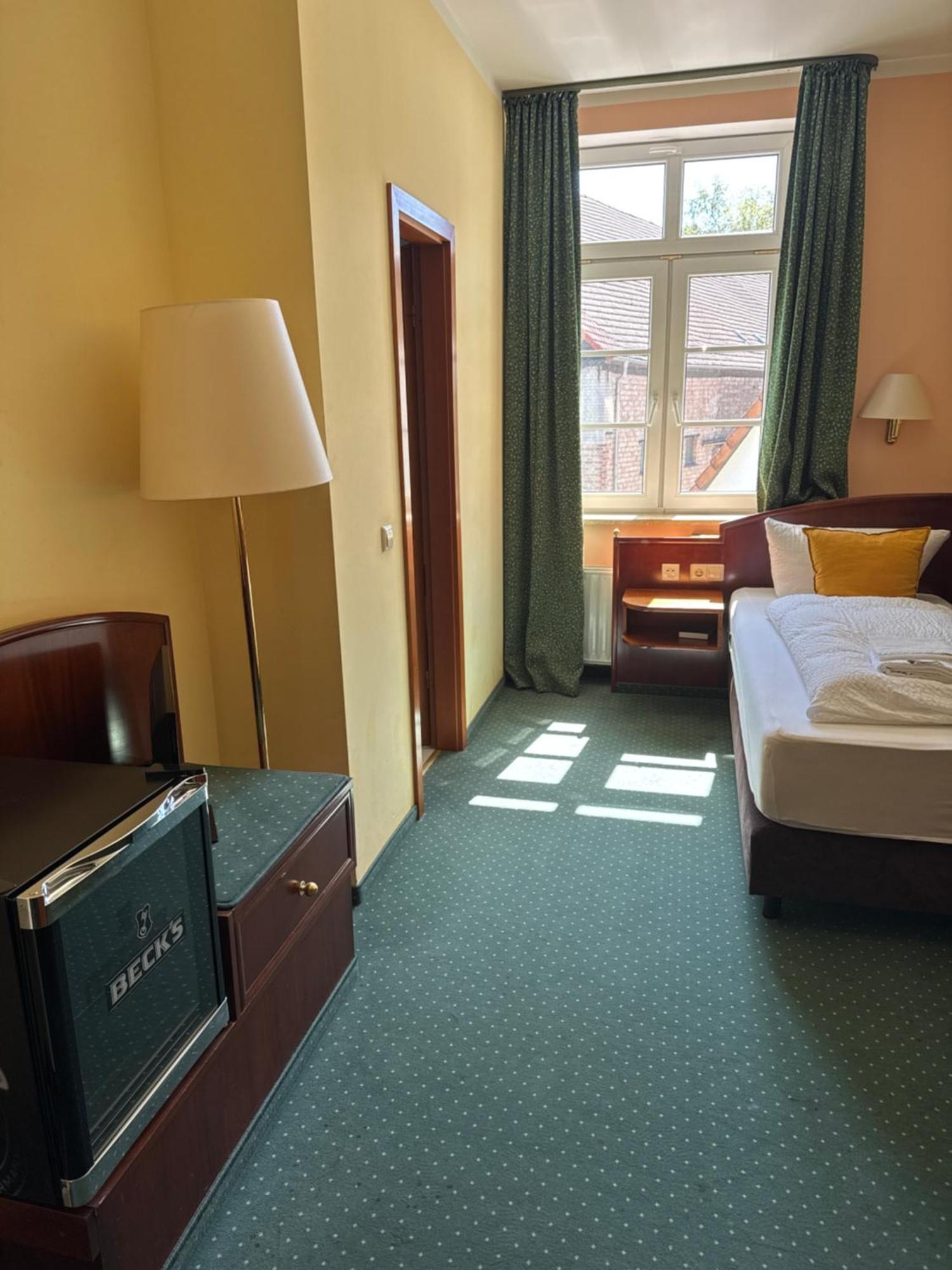 Hotel Am Schloss - Frankfurt An Der Oder Εξωτερικό φωτογραφία